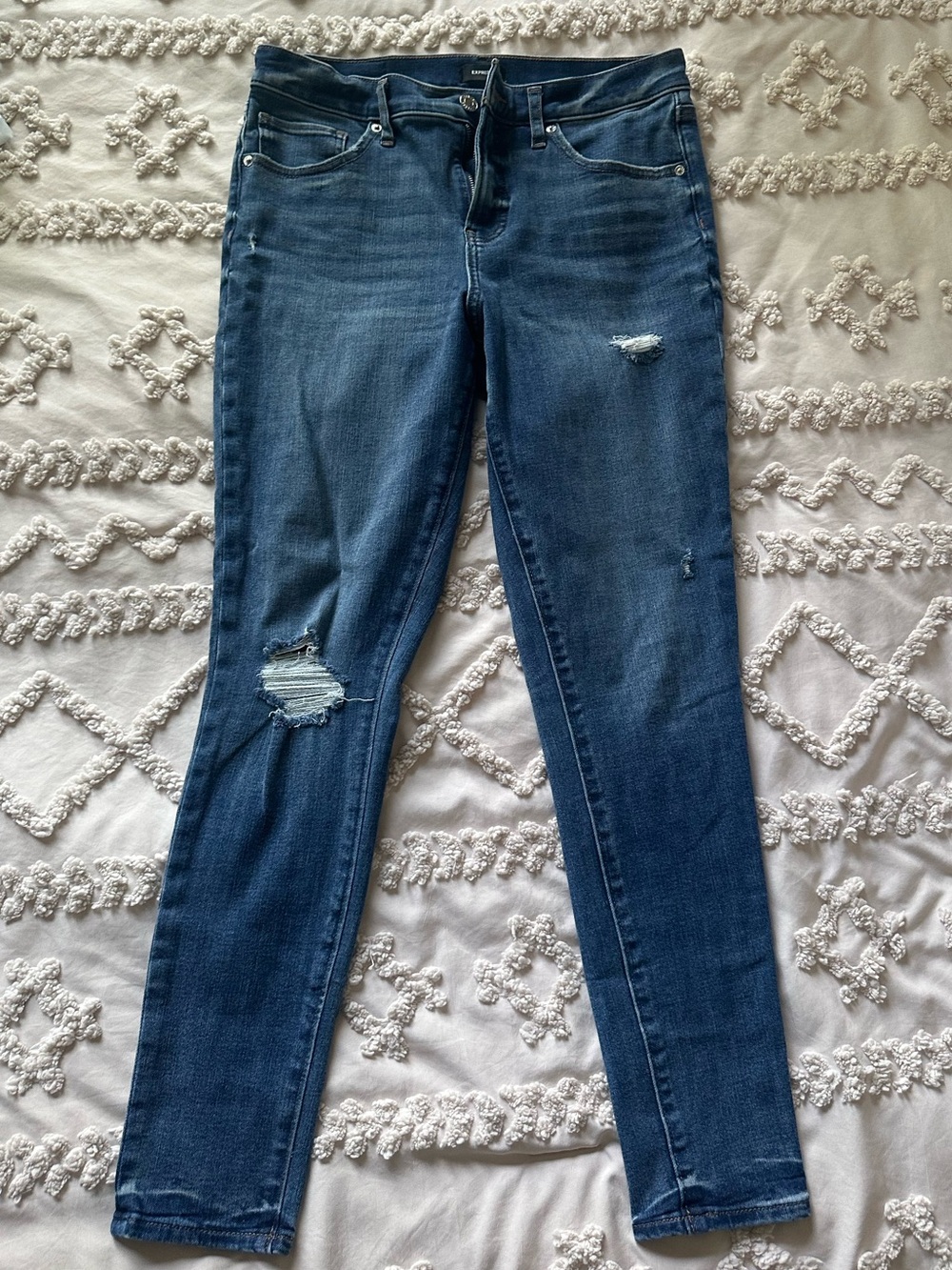 Express Dark Wash Women's Skinny Distressed Jeans Size 8